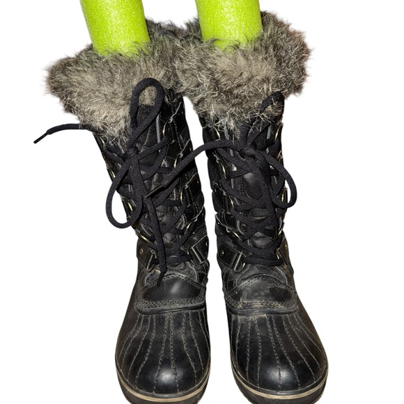 Sorel Tofino Women's Quilted Black Winter Boots - Picture 3 of 11